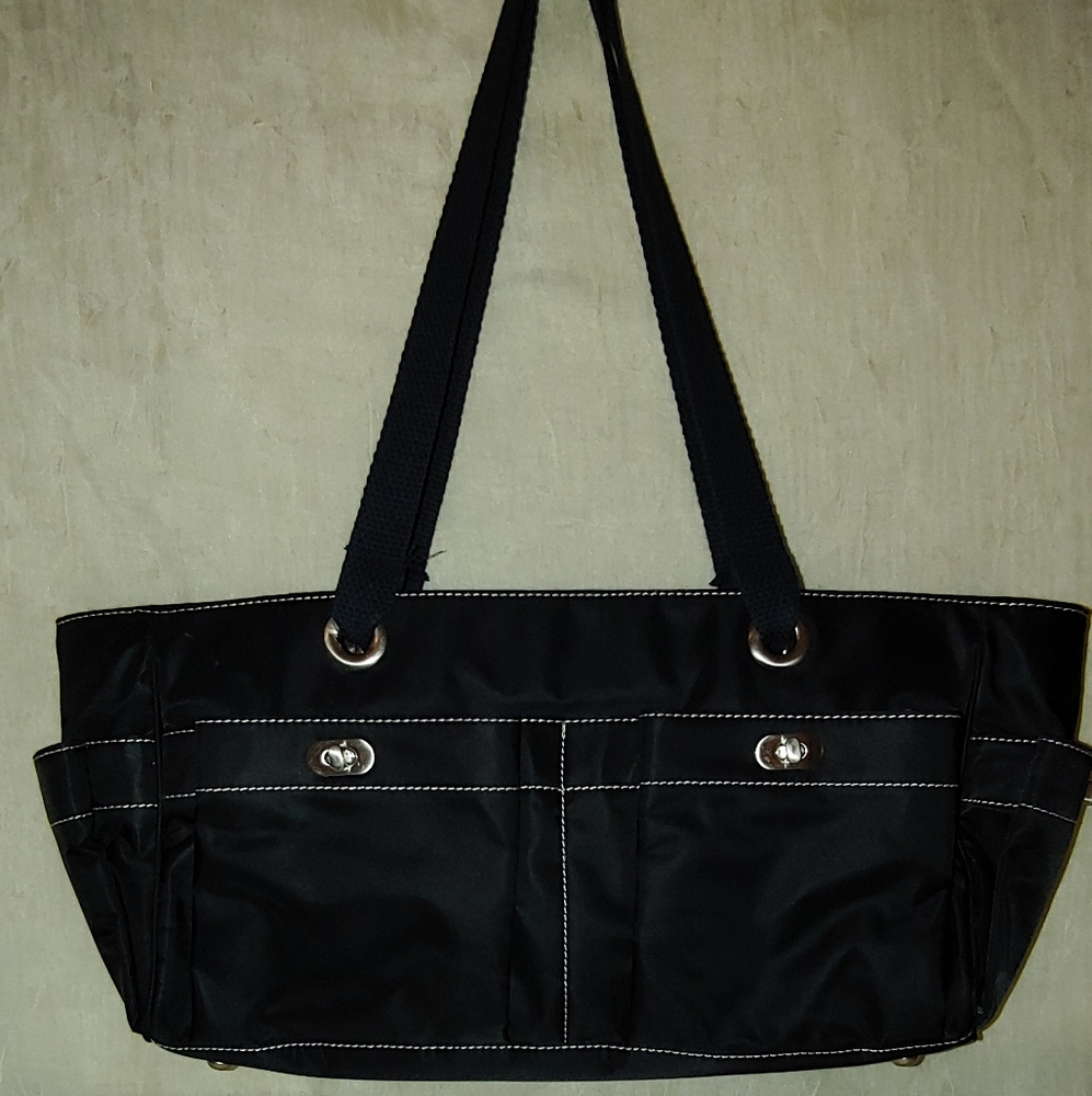 Kenneth Cole Reaction medium size black nylon handbag